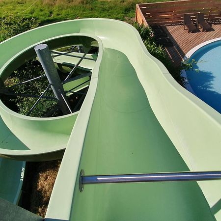 Camping Les Vernieres La Bourboule Sancy Bagian luar foto